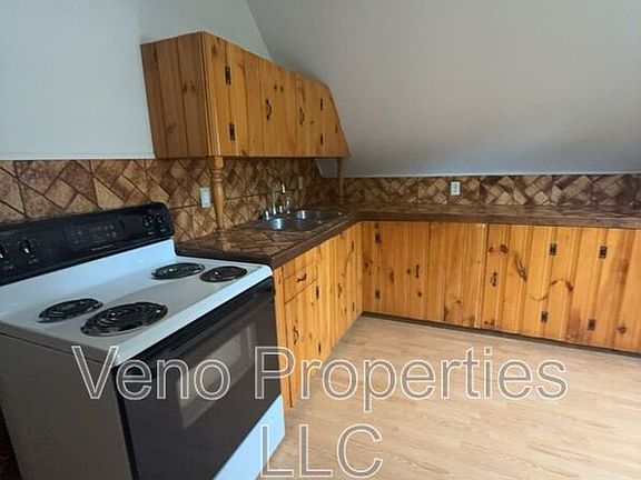 3rd image of 3 Lansing Ave #3