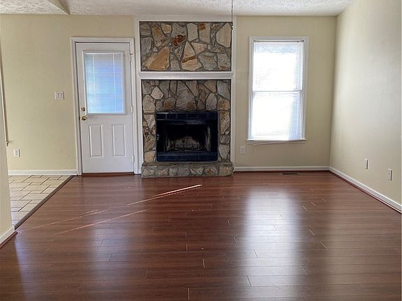 3rd image of 6568 Applewhite Rd