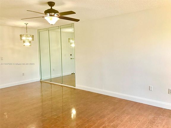 3rd image of 17620 Atlantic Blvd APT 317
