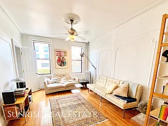 Rented by Sunrise Real Estate