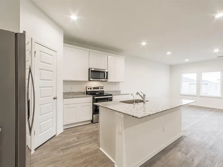 2209 Laurel Bloom Ln — Photo 7