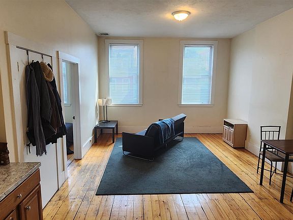 4th image of 1155 Cambridge St #1C