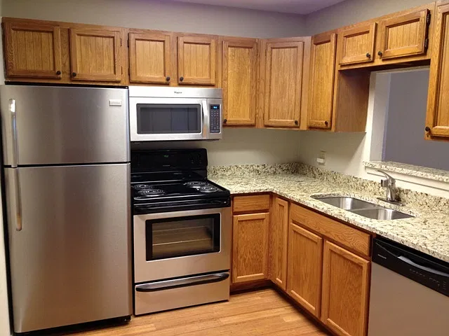 1624 Aquarena Springs Dr — Photo 3