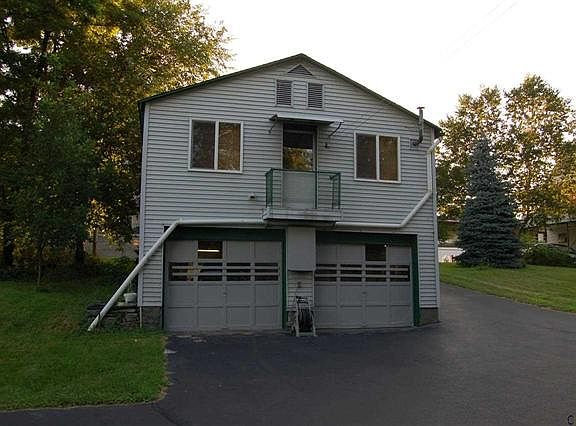 4th image of 141 Saratoga St