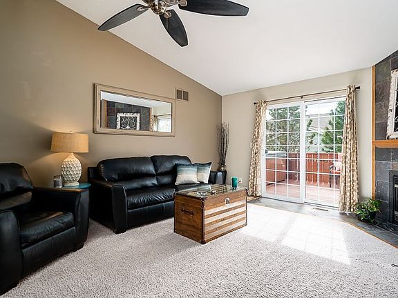 3rd image of 1104 Shingle Oak Ln