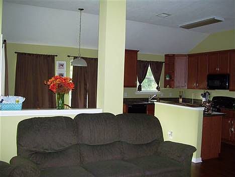 5th image of 309 Ava Dr
