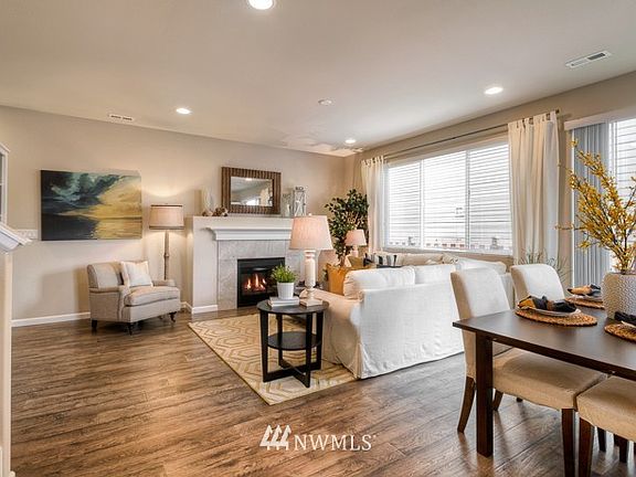 2nd image of 3441 Juno Street NE #40