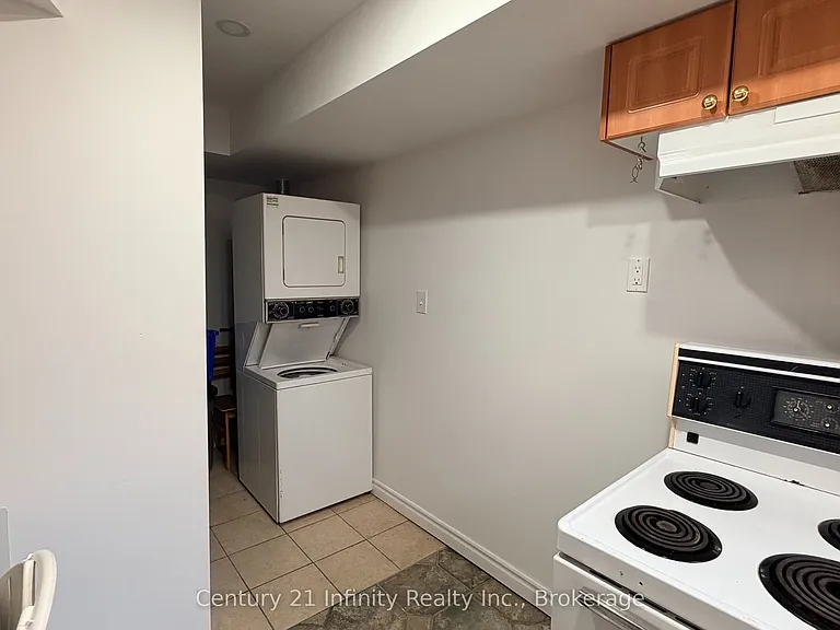 5 Dusk Owl Dr #BASEMENT — Photo 8