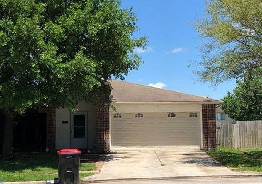 1st image of 4915 Engle Forest Cir