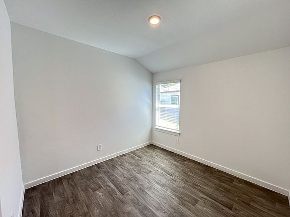 5th image of 14206 Black Canyon Ln