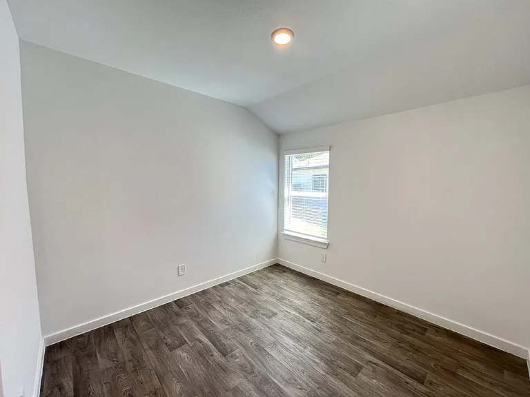 14206 Black Canyon Ln — Photo 5