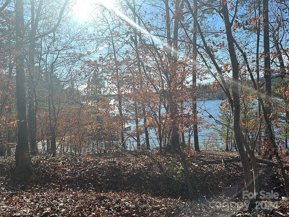 2nd image of 183 Uwharrie Landing Ave