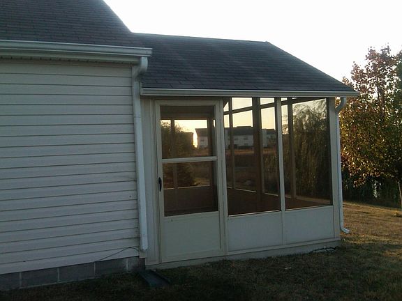 2nd image of 353 E Clear Lake Ln