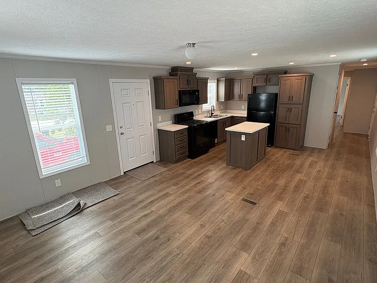 Woodland Estates (MI) — Photo 14