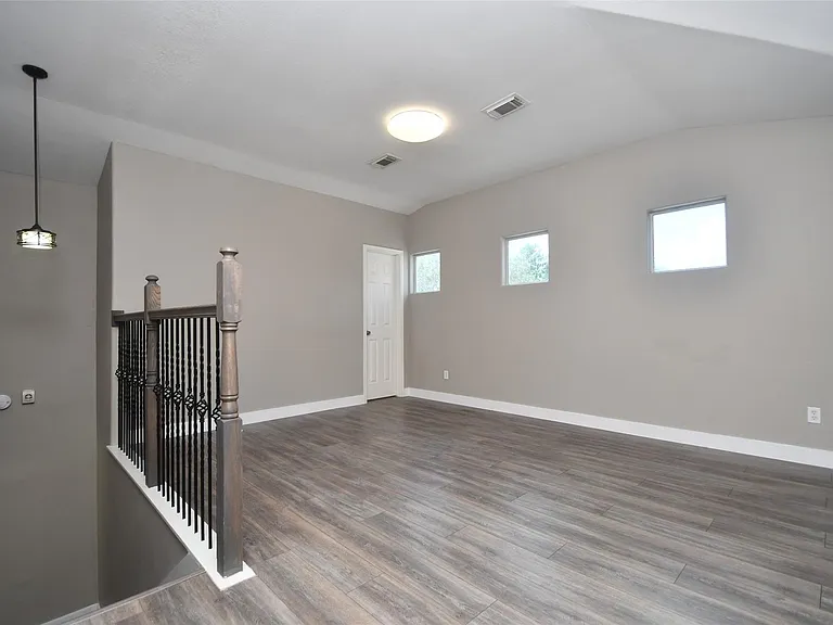 24406 Lakecrest Village Dr — Photo 18