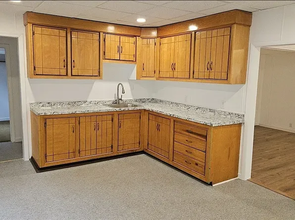 47 Lansing Pl #1, Springfield, MA 01108