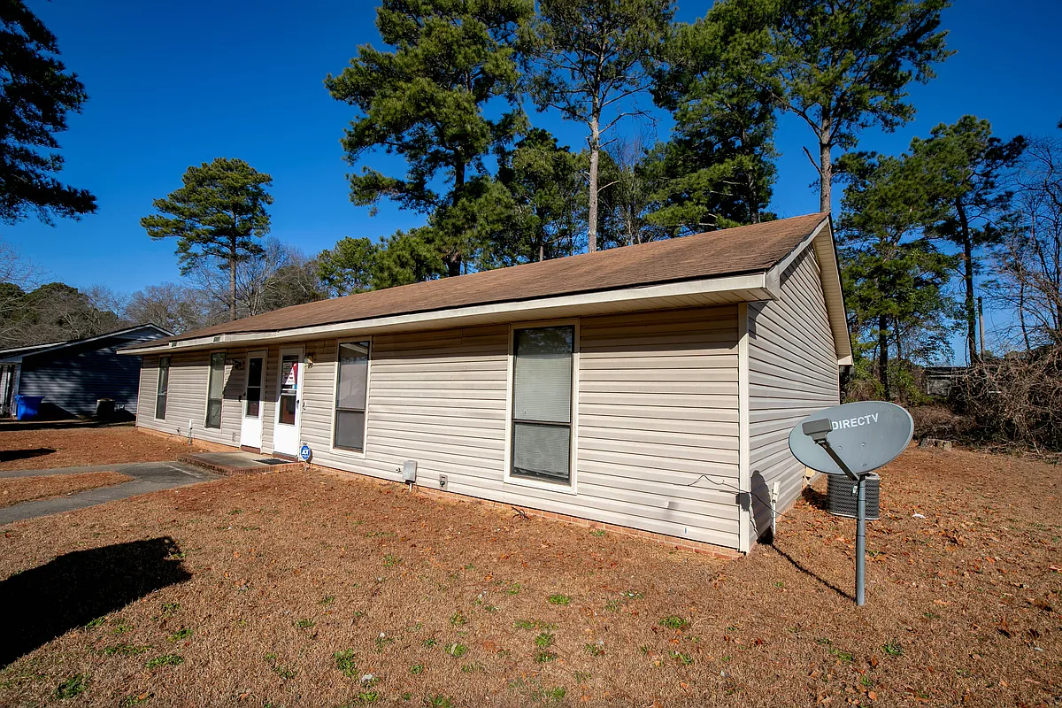Building Photo - 6448 Rockford Dr