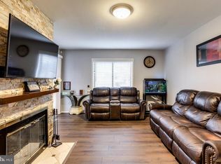 9407 Hickory View Pl, Montgomery Village, MD 20886