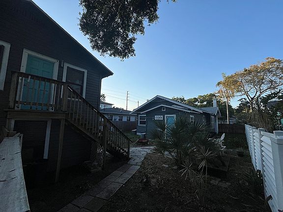 4th image of 2144 5th Ave N