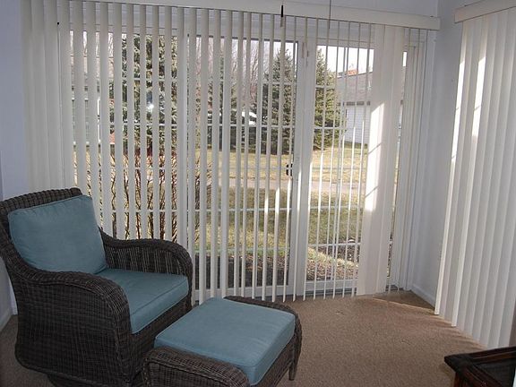 4th image of 3652 Colonial Dr