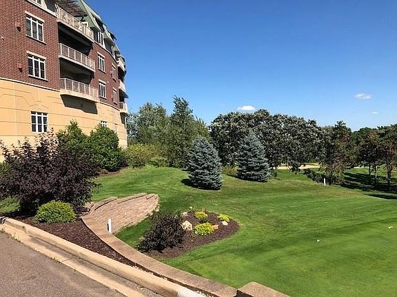 2nd image of 401 Pinnacle Way #311