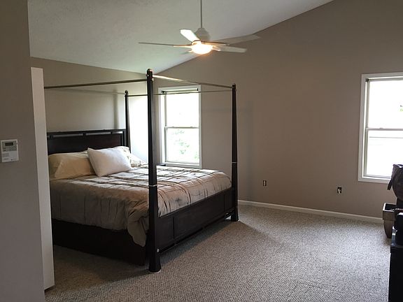 2nd image of 6230 Hollow Ln