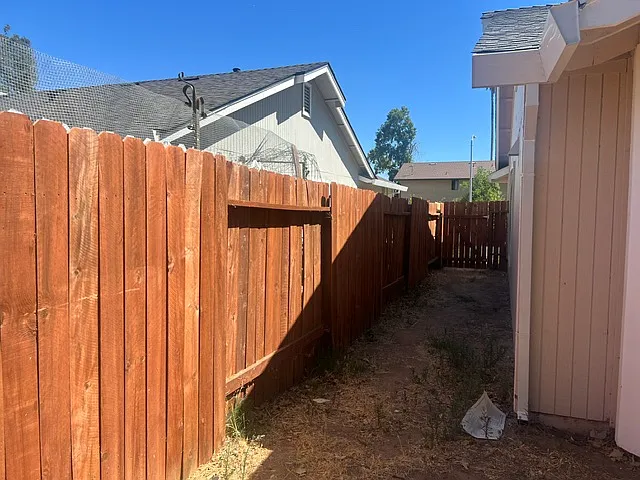 7304 Silver View Way — Photo 30