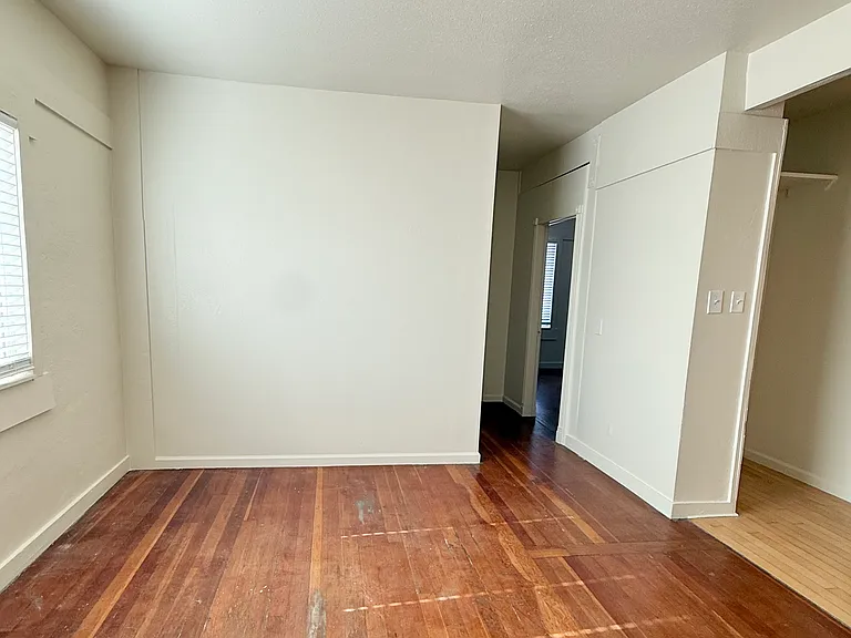 139 W Yosemite Ave — Photo 8