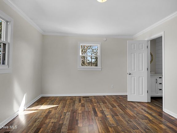 5th image of 2135 Spring Garden Road