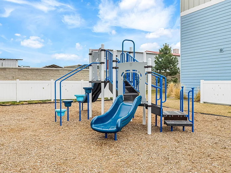 Quail Point Apartments — Photo 23