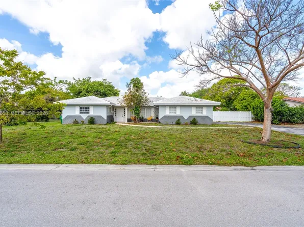 3206 NW 89th Ter, Coral Springs, FL 33065