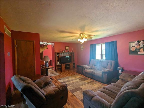 2nd image of 706 County Road 620