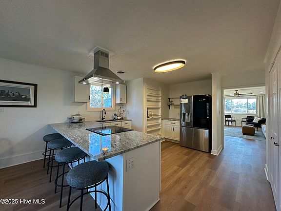 3rd image of 111 Asbury Road