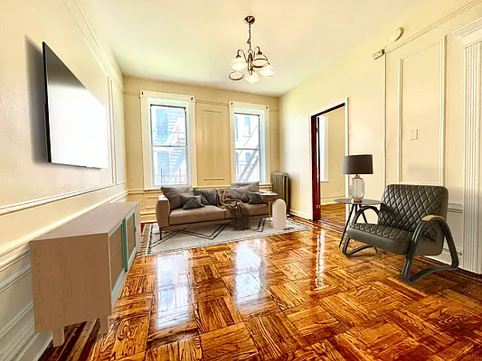 Rented by Pear NYC LLC | media 18