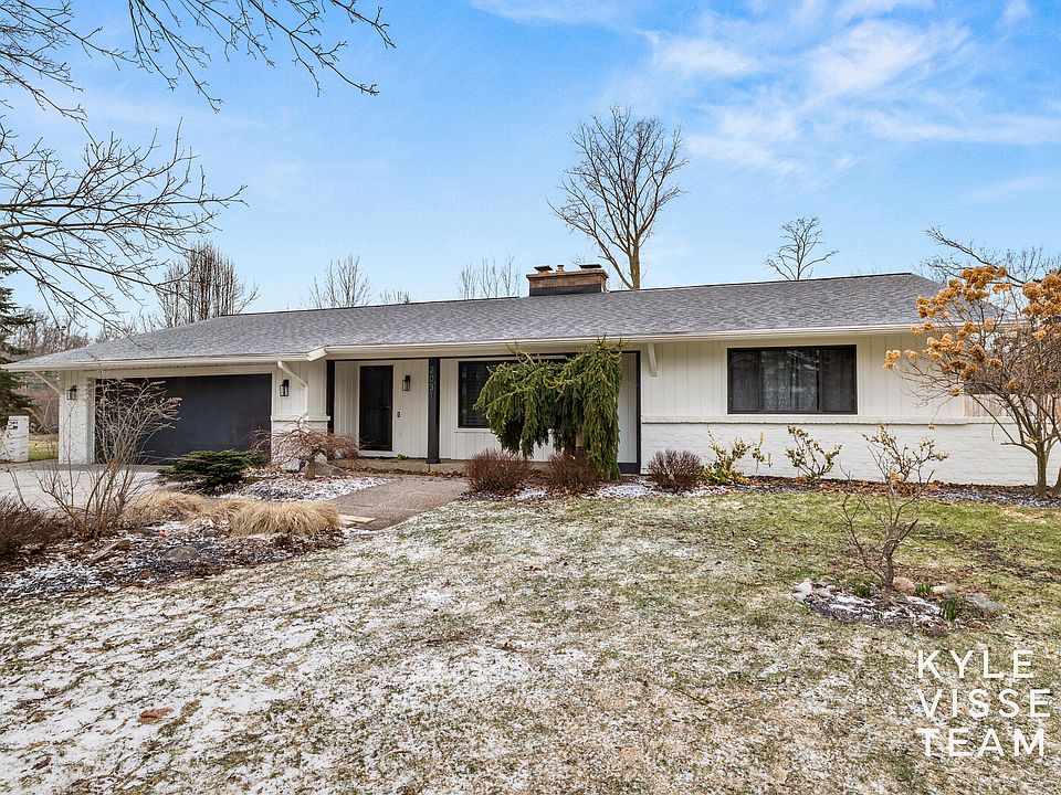 1st image of 2031 Brunsink Dr NE