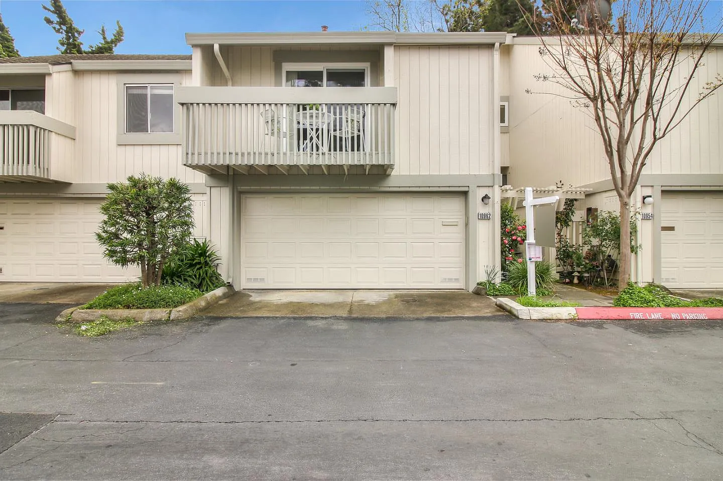 10962 Northseal Sq photo 1