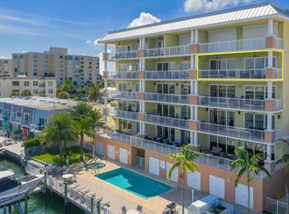 706 Bayway Blvd #501, Clearwater, FL 33767