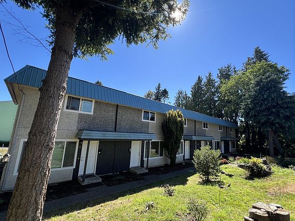 2nd image of 1418 Harris Ave #2