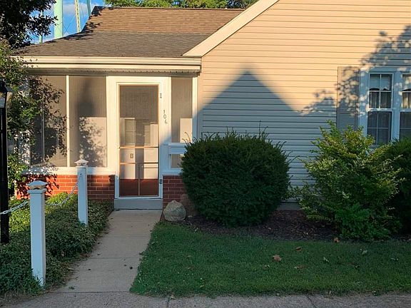 2nd image of 106 N Main St