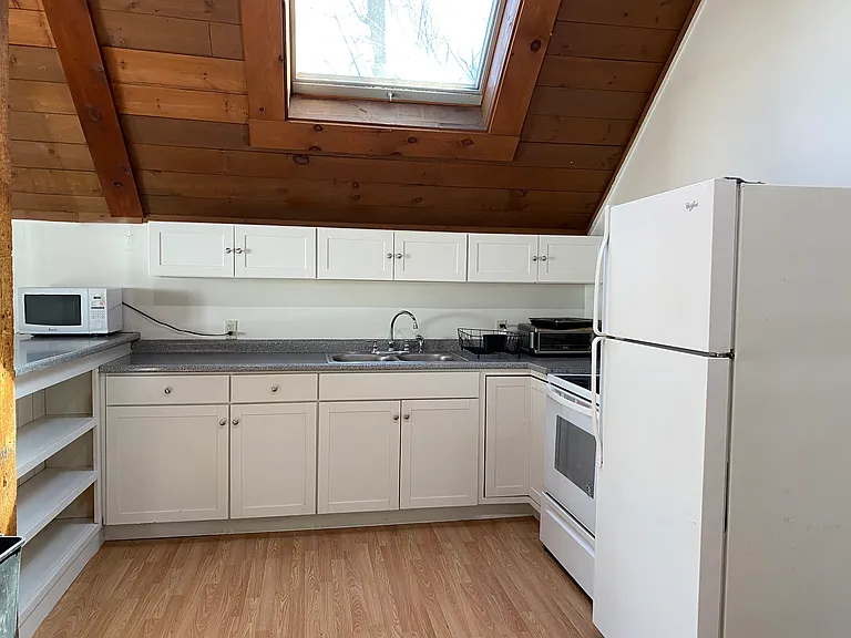 95 Hall Ave #B2-C — Photo 2