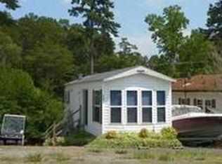 139 Club House Dr, Badin Lake, NC 28127