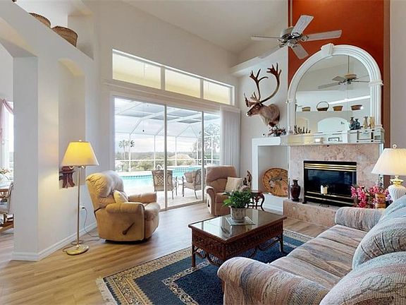 5th image of 456 W Fenway Dr