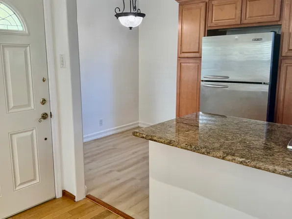 416 E Stocker St #1, Glendale, CA 91207