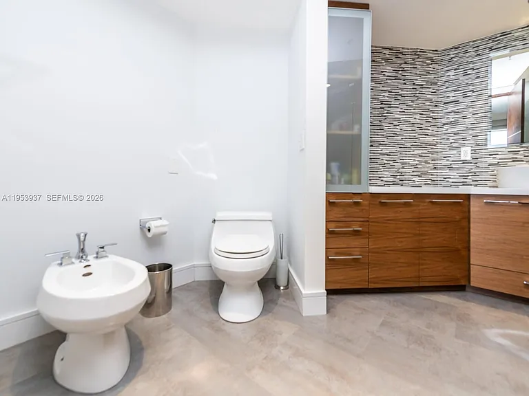 888 Brickell Key Dr #210 — Photo 44
