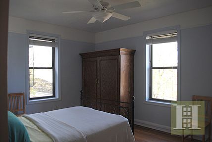4th image of 4410 Cayuga Ave APT 5D