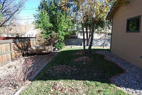 EXTERIOR SIDE YARD