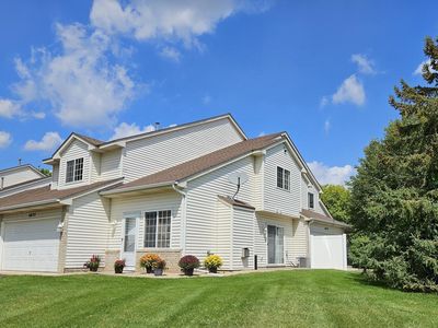 6835 Benton Cir #12, Inver Grove Heights, MN, 55076