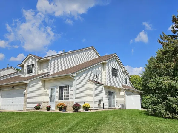 6835 Benton Cir #12, Inver Grove Heights, MN 55076