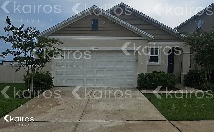 31942 Katelin Cir — Photo 1