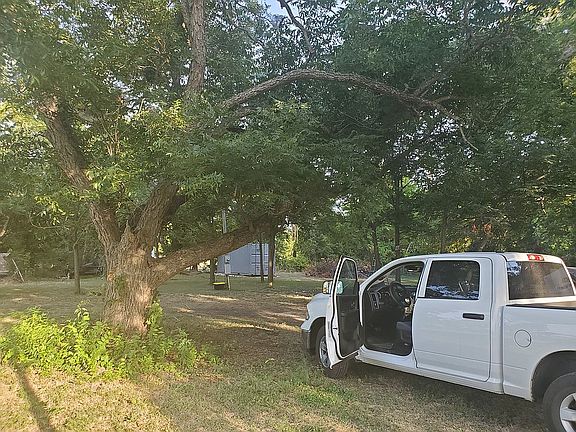 3rd image of 103 Kelley St